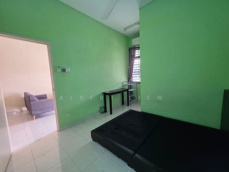 1-storey Terraced House for Sale in Pagoh (Johor) - Albert Liew - Bedroom - PropertyGuru.com.my