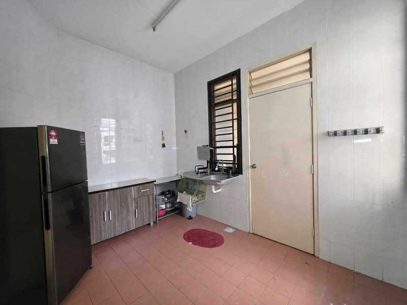 1-storey Terraced House for Sale in Pagoh (Johor) - Albert Liew - Kitchen - PropertyGuru.com.my