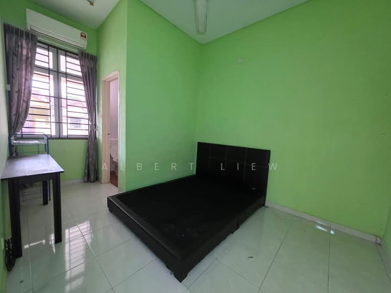 1-storey Terraced House for Sale in Pagoh (Johor) - Albert Liew - Bedroom - PropertyGuru.com.my