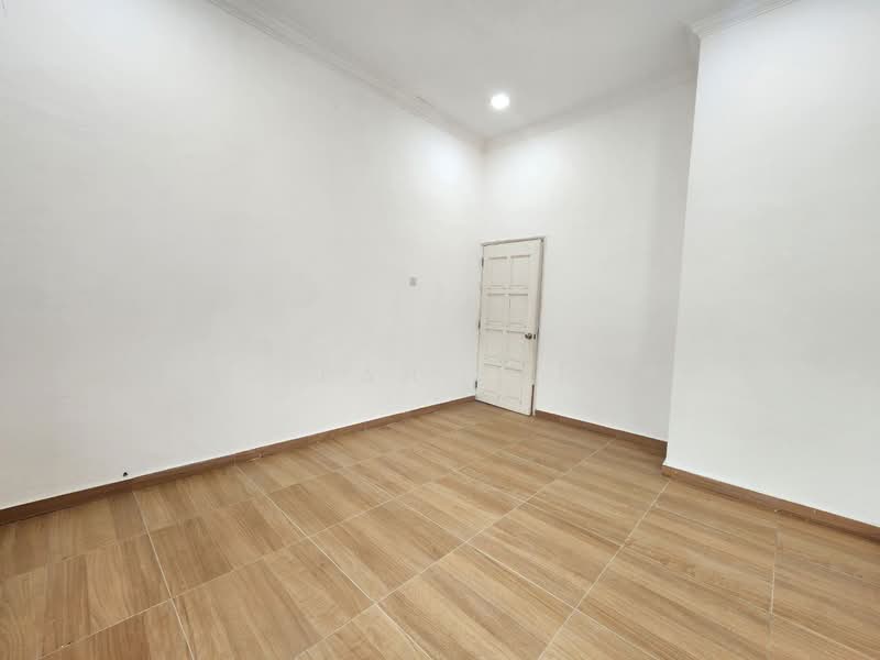 Semi-Detached House for Sale in Taman Koperasi Cuepacs (Cheras) - Najibah Sahari - PropertyGuru.com.my