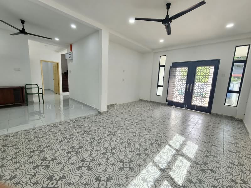 Semi-Detached House for Sale in Taman Koperasi Cuepacs (Cheras) - Najibah Sahari - PropertyGuru.com.my