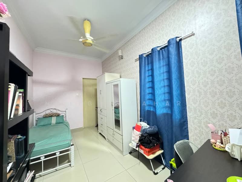 2-storey Terraced House for Sale in Taman Kelana Idaman (Ara Damansara) - Najibah Sahari - PropertyGuru.com.my
