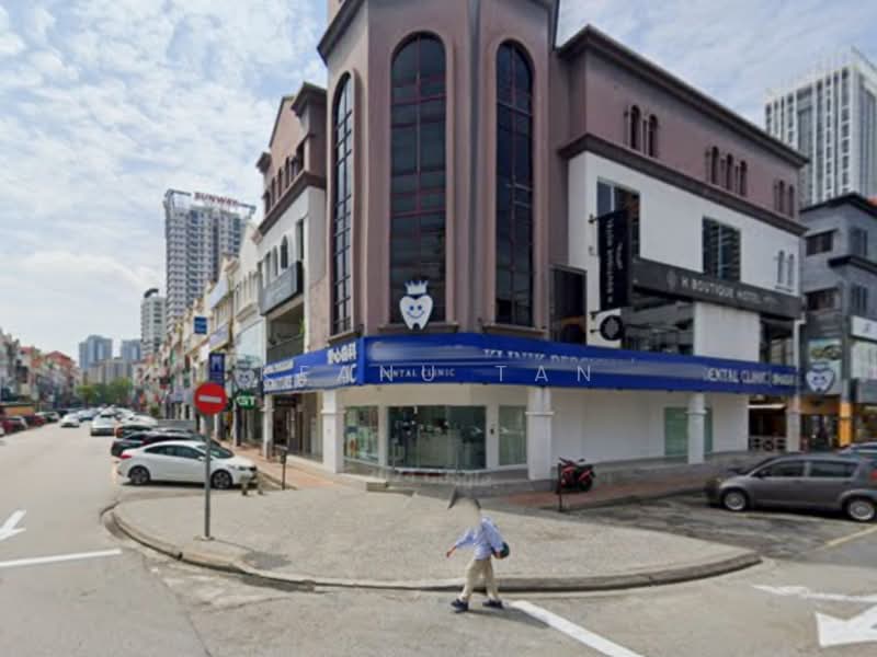 Shop for Rent in Kota Damansara (Selangor) - Keanu Tan - Exterior - PropertyGuru.com.my