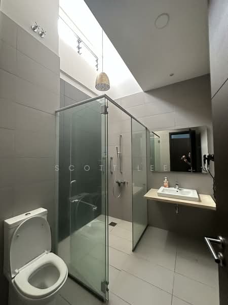Rumah Teres 2.5 Tingkat untuk Disewa di The Mansions (Desa Parkcity) - Scott Lee - Bathroom - PropertyGuru.com.my