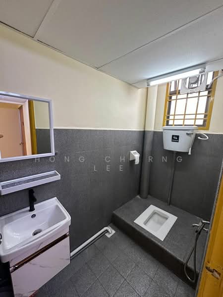 Kedai / Pejabat untuk Disewa di Ulu Tiram (Johor) - Hong Charng Lee - Bathroom - PropertyGuru.com.my