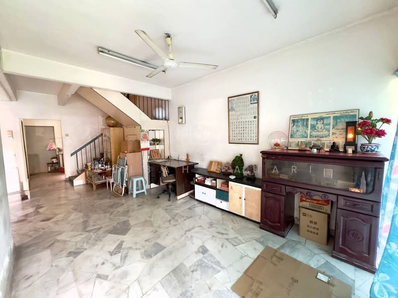 2-storey Terraced House for Sale in Seksyen 2, Taman Kinrara (Puchong) - Najibah Sahari - PropertyGuru.com.my