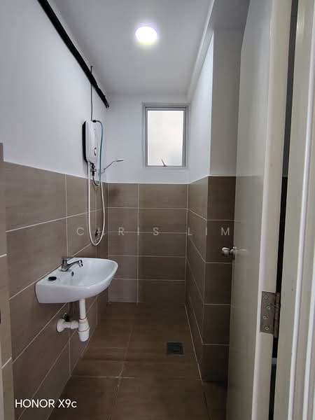 Kondominium untuk Disewa di Residensi Gembira 737 - Chris Lim - Bathroom - PropertyGuru.com.my
