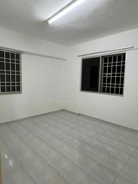 Pangsapuri untuk Disewa di Taman Pekaka Block 31 - Vincent Tan - Interior - PropertyGuru.com.my