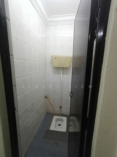 1-storey Terraced House for Sale in Pagoh (Johor) - Albert Liew - Bathroom - PropertyGuru.com.my