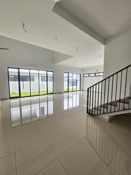Rumah Berkembar untuk Dijual di Elmina (Shah Alam) - Norazrein Abdul Raman - Living Room - PropertyGuru.com.my