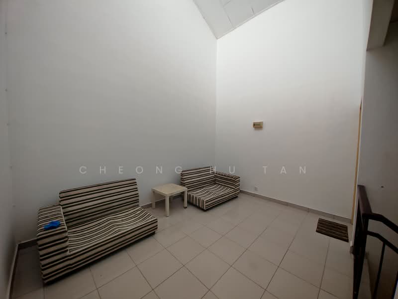2-storey Terraced House for Rent in Seremban (Negeri Sembilan) - Cheong Hu Tan - Living Room - PropertyGuru.com.my