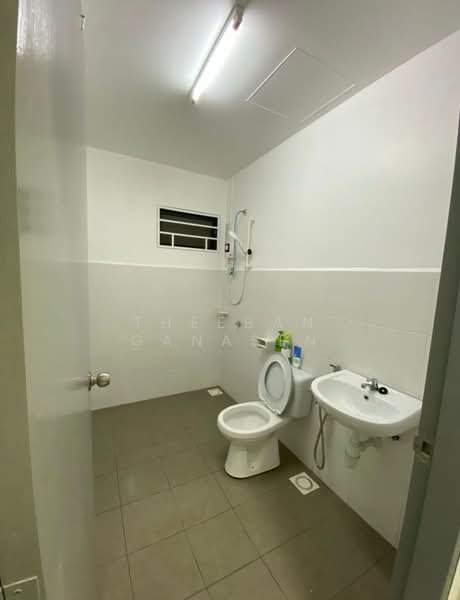 Apartment for Rent at Seri Akasia - Theeban Ganasen - PropertyGuru.com.my