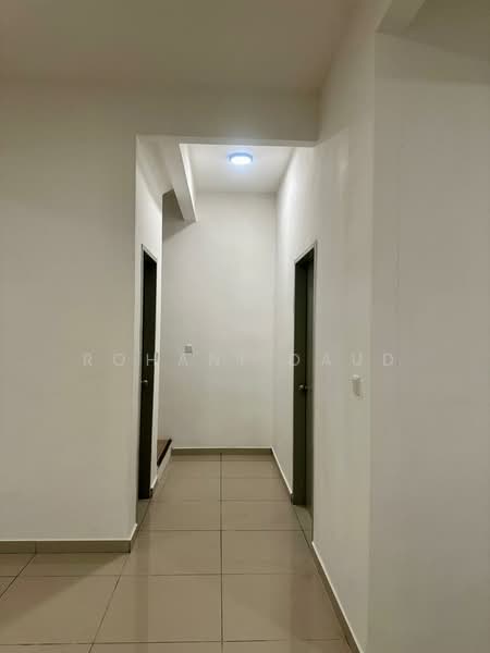 Rumah Bandar untuk Disewa di Sepang (Selangor) - Rohani Daud - Corridor - PropertyGuru.com.my