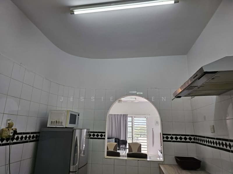 Kondominium untuk Disewa di Le Renaissance - Jessie Chen - Kitchen - PropertyGuru.com.my
