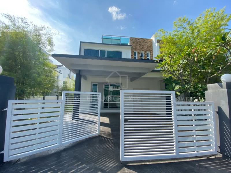 Rumah Berkembar untuk Dijual di Taman Klebang Utama (Klebang) - Cherry . - Exterior - PropertyGuru.com.my