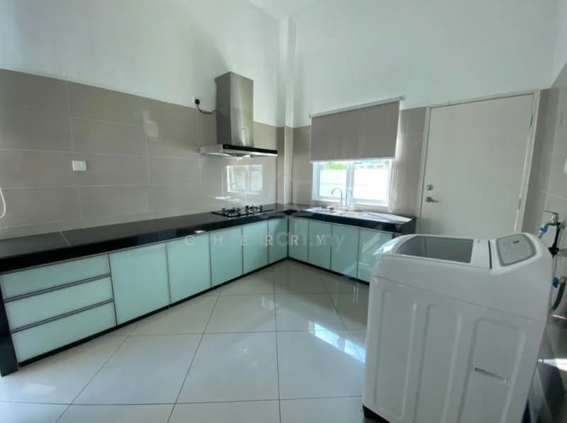 Rumah Berkembar untuk Dijual di Taman Klebang Utama (Klebang) - Cherry . - PropertyGuru.com.my