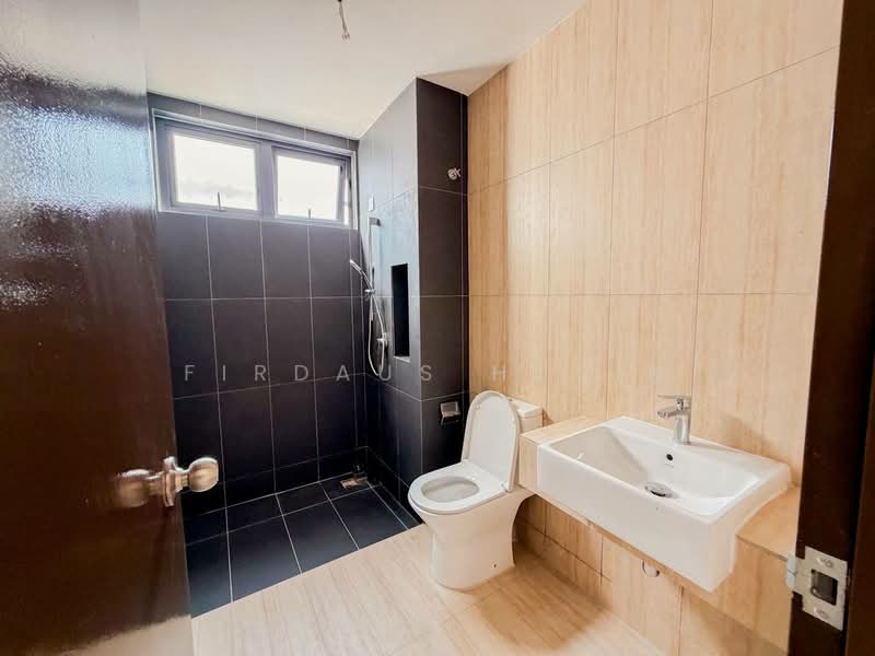 Rumah Teres untuk Dijual di Klang (Selangor) - Firdaus Husin - Bathroom - PropertyGuru.com.my