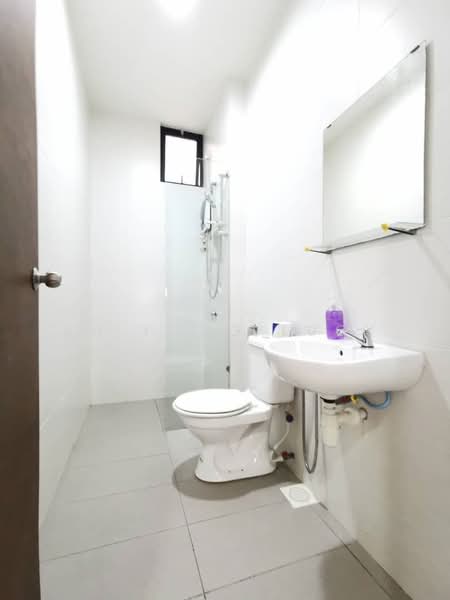 Cluster House for Rent in Senibong (Permas Jaya) - Au Yong Lucy - Bathroom - PropertyGuru.com.my