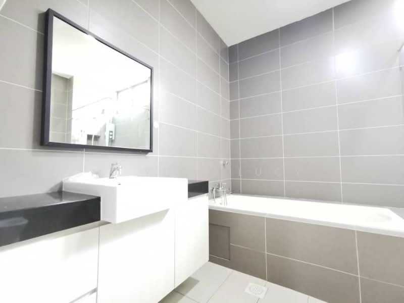 Cluster House for Rent in Senibong (Permas Jaya) - Au Yong Lucy - Bathroom - PropertyGuru.com.my