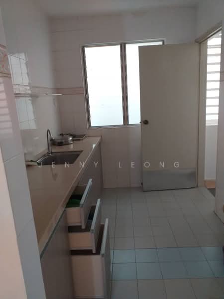 Pangsapuri untuk Disewa di Taman Kristal - Jenny Leong - Kitchen - PropertyGuru.com.my