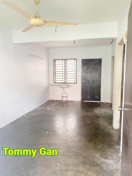 Rumah Teres untuk Disewa di Bandar Cassia (Batu Kawan) - Tommy Gan - Kitchen - PropertyGuru.com.my