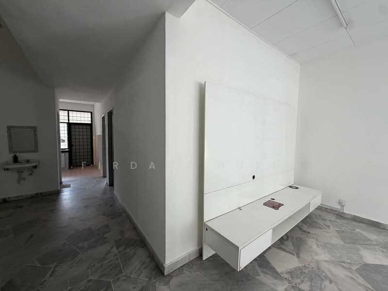 1-storey Terraced House for Sale in Bandar Sri Damansara (Selangor) - Firdaus Husin - Interior - PropertyGuru.com.my