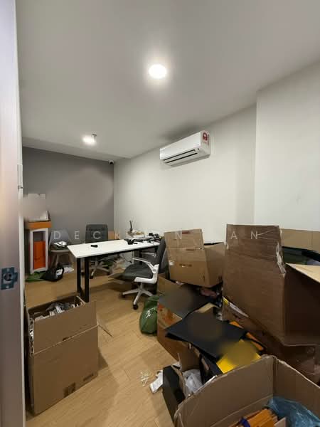 Shop / Office for Rent in Mutiara Central (Cheras) - Deckson Tan - Study - PropertyGuru.com.my