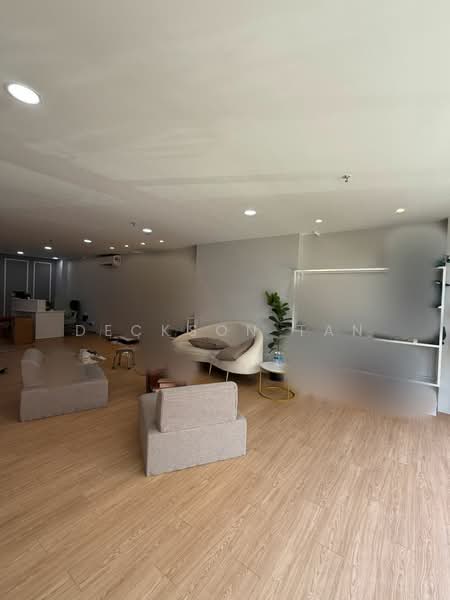 Shop / Office for Rent in Mutiara Central (Cheras) - Deckson Tan - Living Room - PropertyGuru.com.my