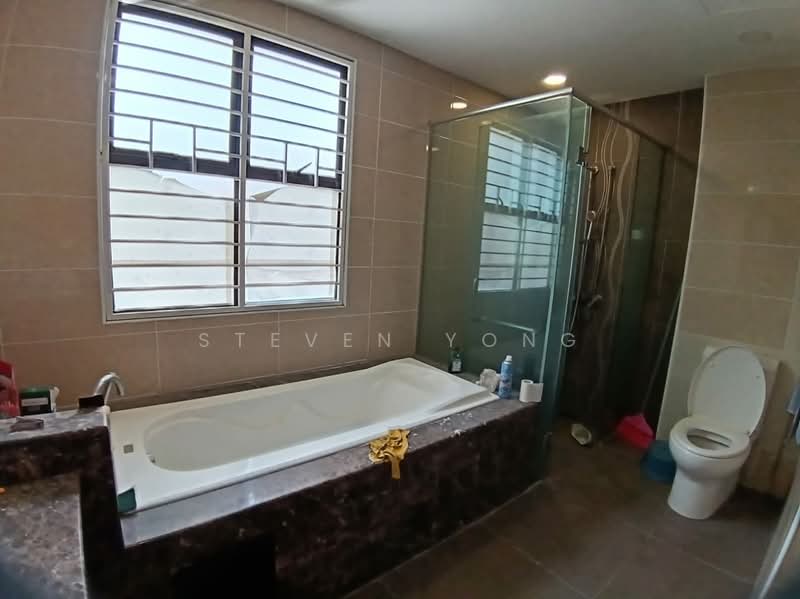 Bungalow for Sale in Bandar Sungai Long (Selangor) - Steven Yong - Bathroom - PropertyGuru.com.my