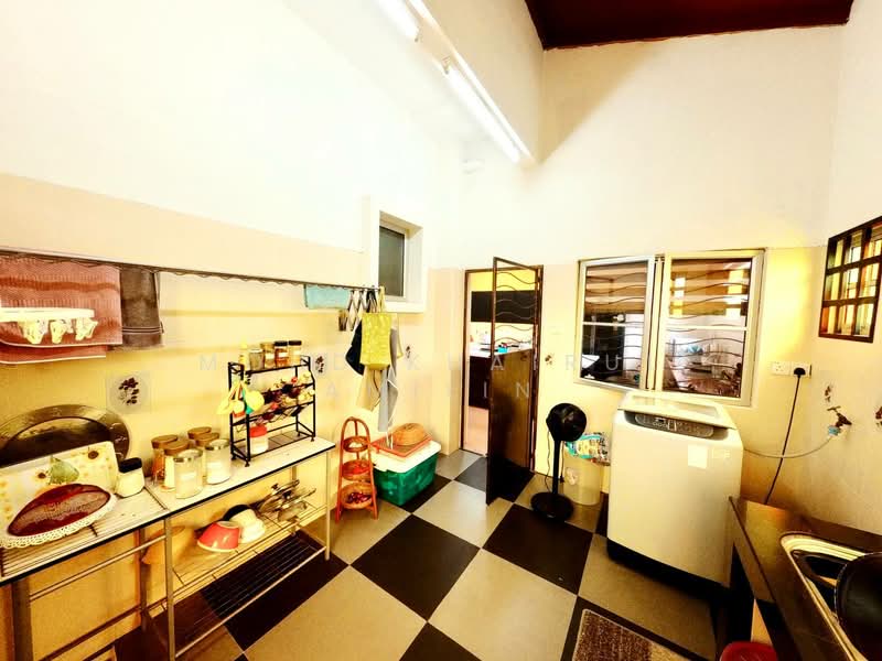 Semi-Detached House for Sale in Saujana Impian (Kajang) - Mohd Khairul Amilin - PropertyGuru.com.my