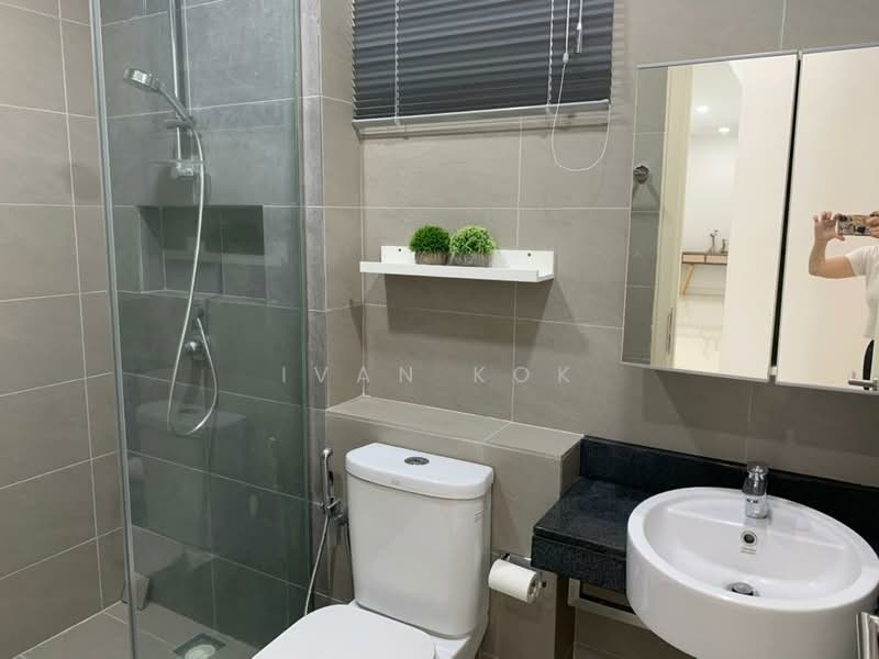 Service Residence for Sale at Arnica @ Tropicana Gardens - Ivan Kok - Bathroom - PropertyGuru.com.my