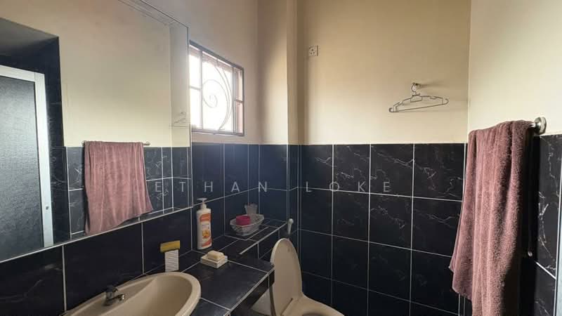 Rumah Teres 2 Tingkat untuk Dijual di Bandar Sri Damansara (Selangor) - Ethan Loke - Bathroom - PropertyGuru.com.my