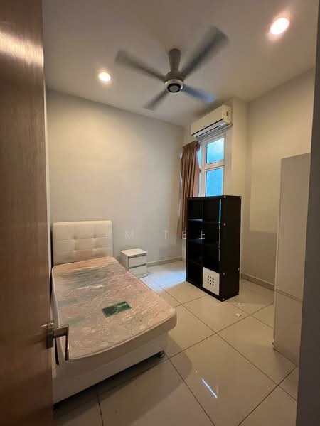 Condominium for Rent at Sri Putramas III / Royal Regent - KM Tee - Bedroom - PropertyGuru.com.my