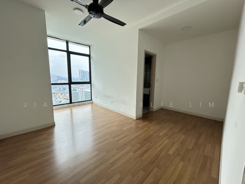 Servis Apartment untuk Dijual di V Residence 2 @ Sunway Velocity - Jia Seng Leslie Lim - PropertyGuru.com.my