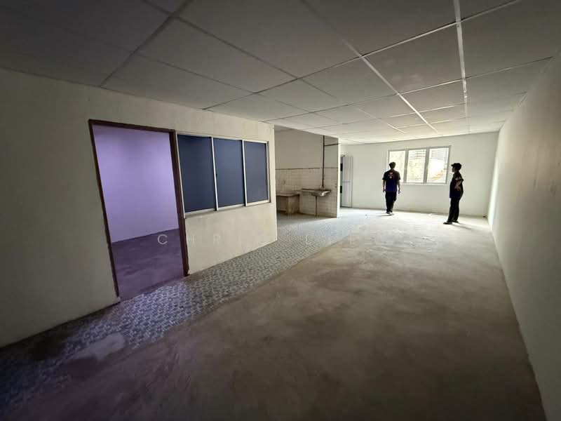 Shop for Sale in Taman Tasek (Johor Bahru) - Chris Liew - Interior - PropertyGuru.com.my