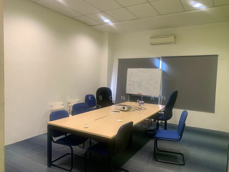 Shop / Office for Sale in Puchong (Selangor) - Deckson Tan - Meeting Room - PropertyGuru.com.my