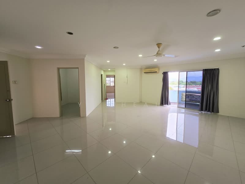 Kondominium untuk Dijual di Hillcity - YY Cheah - Living Room - PropertyGuru.com.my