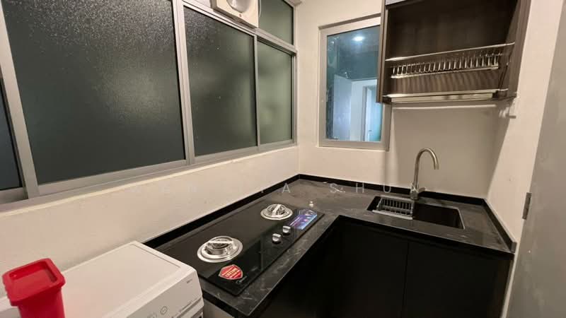 Servis Apartment untuk Disewa di Kiara Kasih - Wan Jia Shun - Kitchen - PropertyGuru.com.my