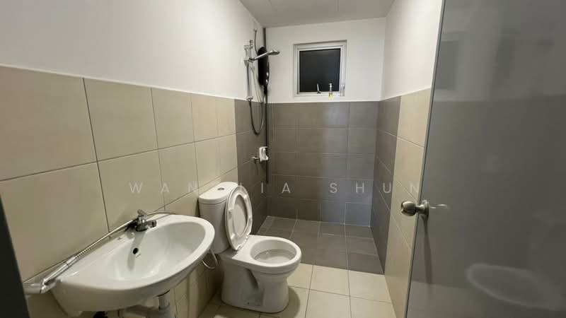 Servis Apartment untuk Disewa di Kiara Kasih - Wan Jia Shun - Bathroom - PropertyGuru.com.my