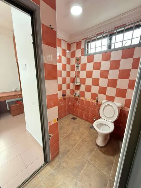 Rumah Teres 2 Tingkat untuk Dijual di Austin (Johor Bahru) - Wennes Go - Bathroom - PropertyGuru.com.my