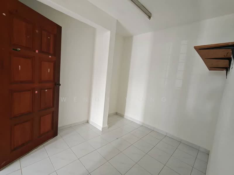 2-storey Terraced House for Rent in Taman Megah Ria (Masai) - Wendy Wong - Entrance - PropertyGuru.com.my