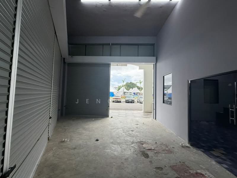 Shop for Rent in Kuching (Sarawak) - Jeno Tan - Exterior - PropertyGuru.com.my