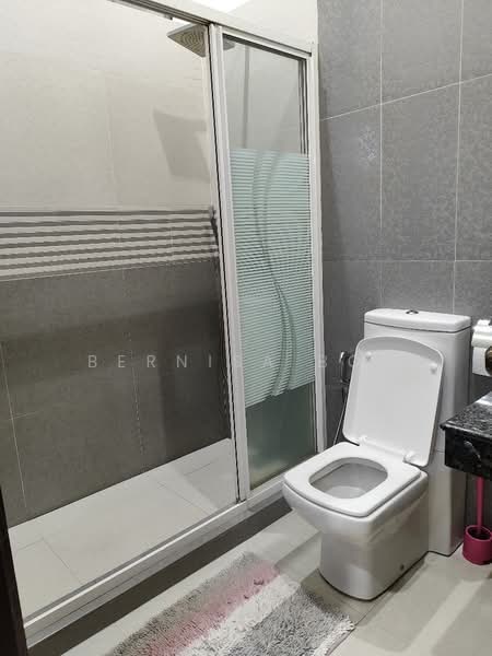 Rumah Berkembar untuk Dijual di SS4 (Petaling Jaya) - Bernisa Bon - Bathroom - PropertyGuru.com.my