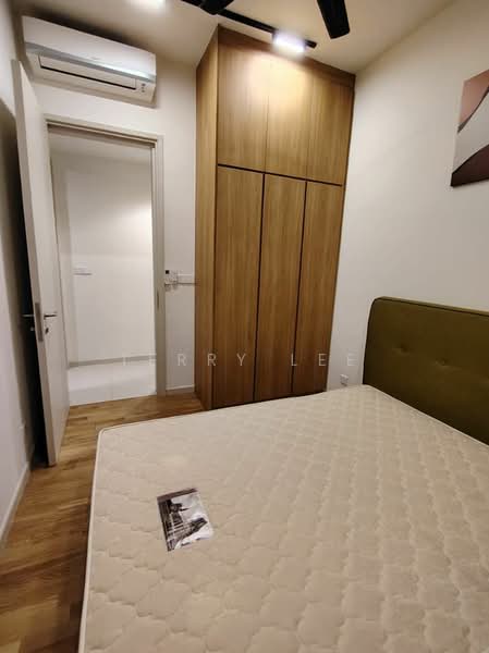 Servis Apartment untuk Disewa di Residensi Solaris Parq - Terry Lee - Bedroom - PropertyGuru.com.my
