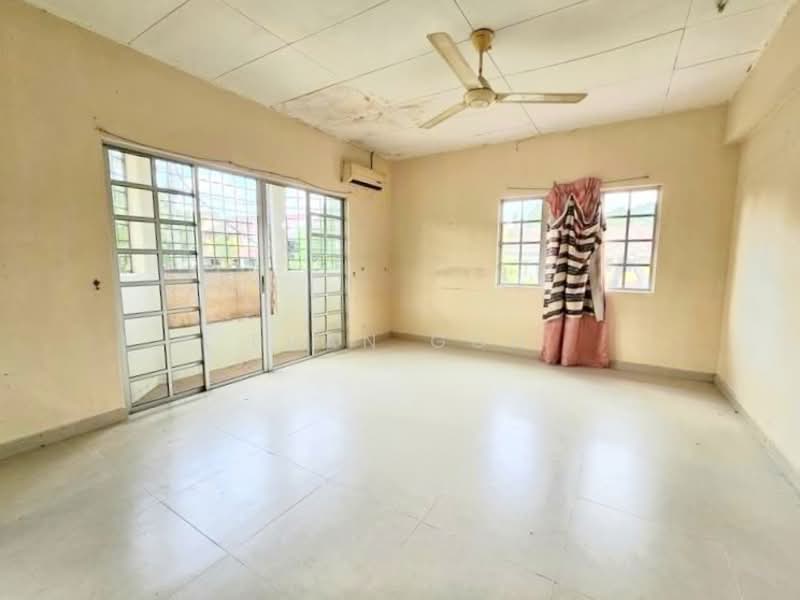 2-storey Terraced House for Sale in Saujana Puchong (Puchong) - Evan Goh - Living Room - PropertyGuru.com.my