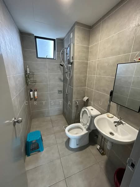 Kondominium untuk Disewa di Mizumi Residences - Crystal Lum - Bathroom - PropertyGuru.com.my
