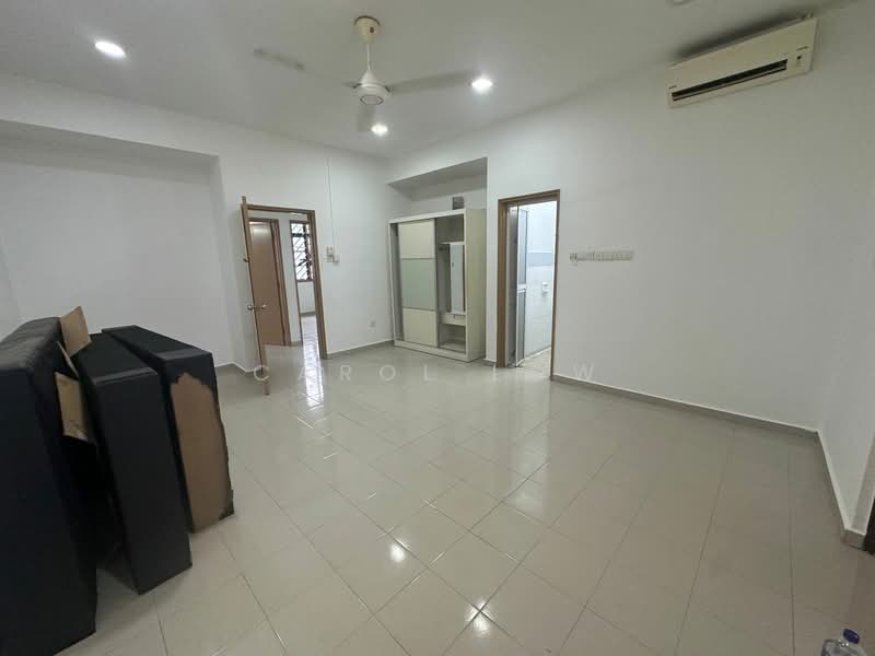 2-storey Terraced House for Sale in Bandar Baru Permas Jaya (Permas Jaya) - Carol Low - Living Room - PropertyGuru.com.my