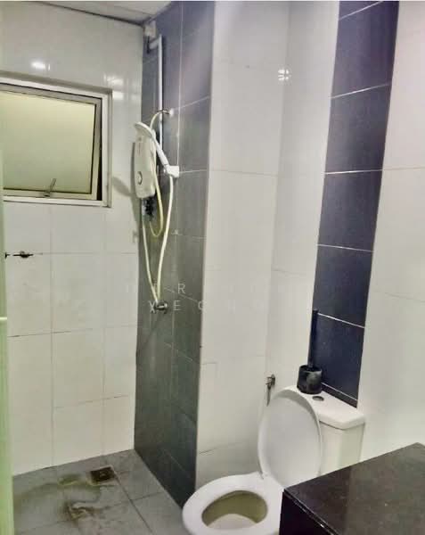 Condominium for Sale at The Wharf Residence - Derrick Yeong - Bathroom - PropertyGuru.com.my