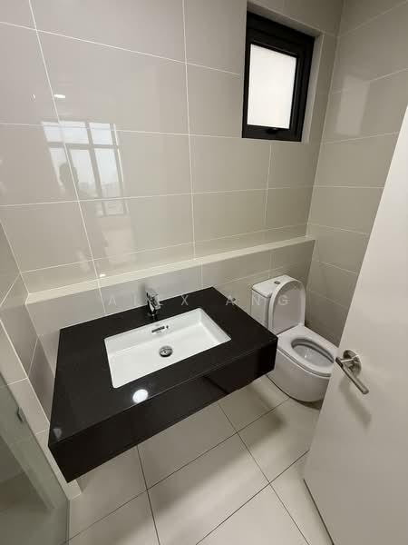 For Rent - The Maple Residences