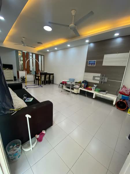 2-storey Terraced House for Sale in Bandar Bukit Raja (Klang) - Cassnin Lee - Living Room - PropertyGuru.com.my